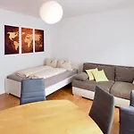 Beautiful In The Middle Of Apartment